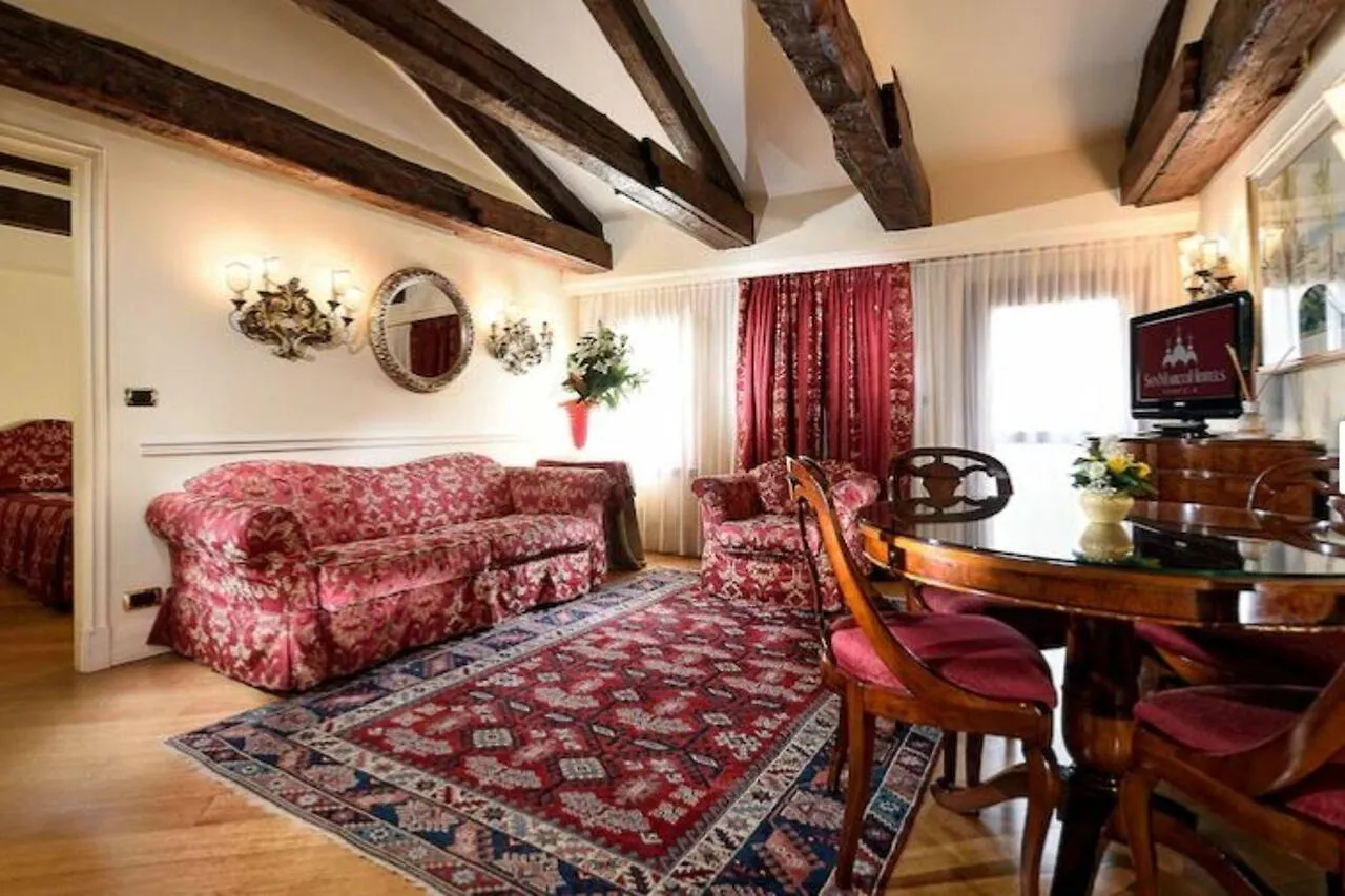 Suites Torre Dell'Orologio Venedig