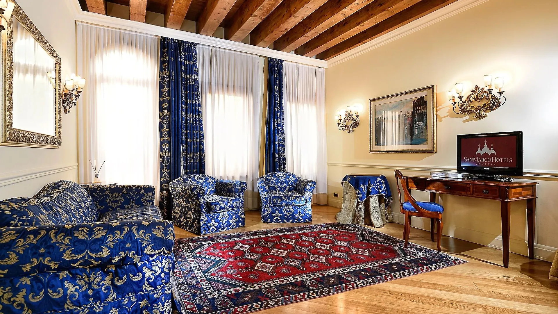 Suites Torre Dell'Orologio Venedig 4*,