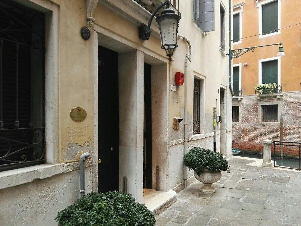 Suites Torre Dell'Orologio Venedig 4*,
