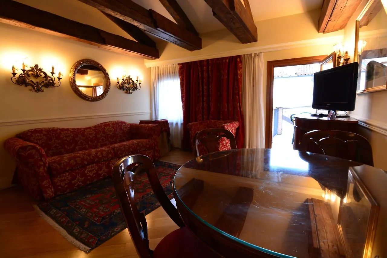 Suites Torre Dell'Orologio Venedig 4*,  Italien