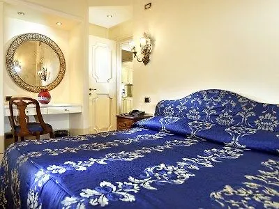 Suites Torre Dell'Orologio Venedig Hotell
