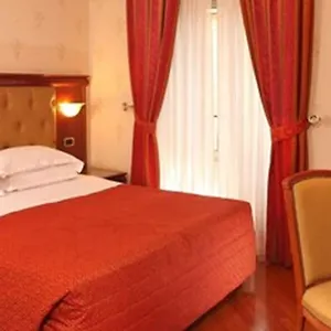https://serena-rome.it-romehotels.com