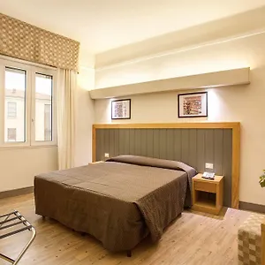 https://delle-nazioni.it-tuscanyhotel.com