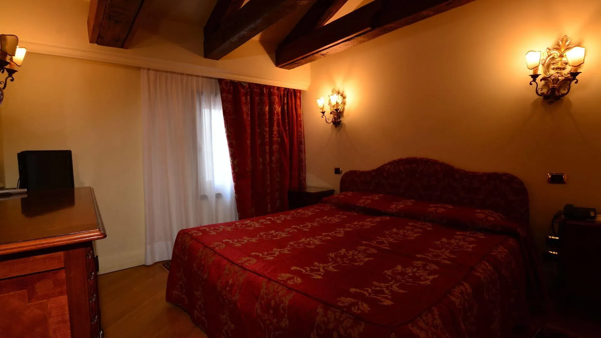 Suites Torre Dell'Orologio Venice Italy
